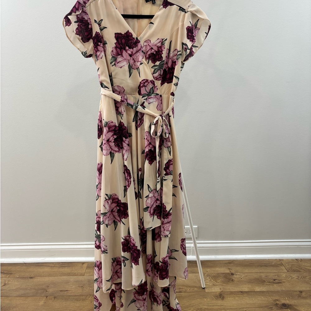 Lulu's Cream floral High Low Dress with Flutter Sleeves